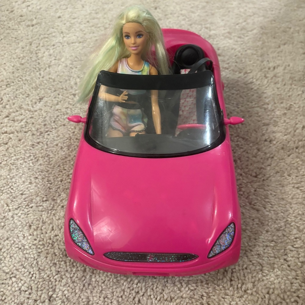 Barbie Doll & Hot Pink Convertible Car Vehicle Toy Playset 2009